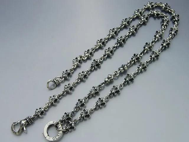 Blade Lily Chain