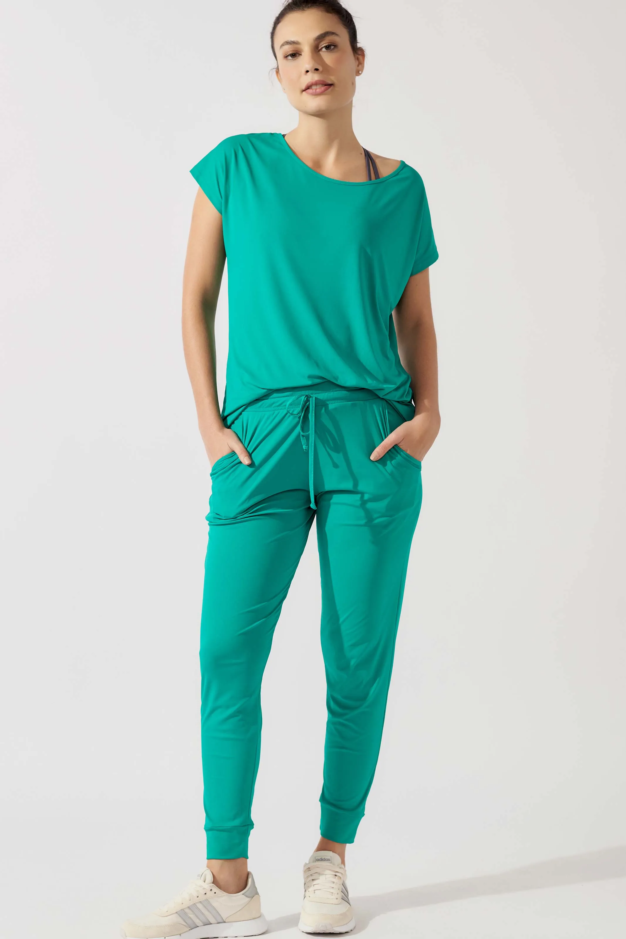 Blusa com Detalhe nas Costas Verde