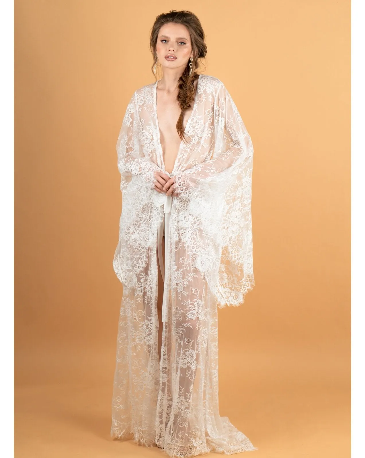 Bride Lumina Long Lace White Robe