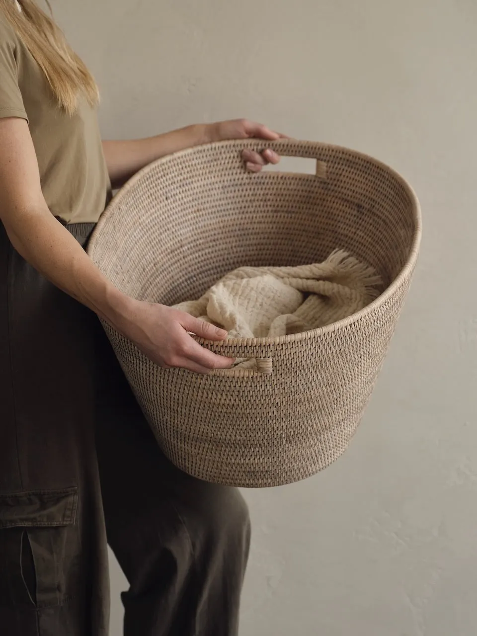 Cesta White Rattan Laundry Basket