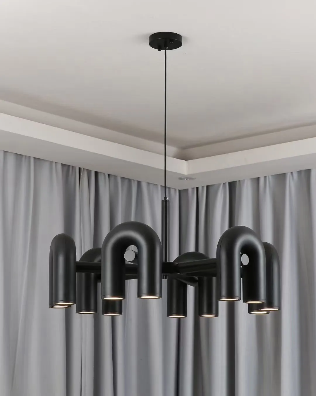 Cirkus Chandelier