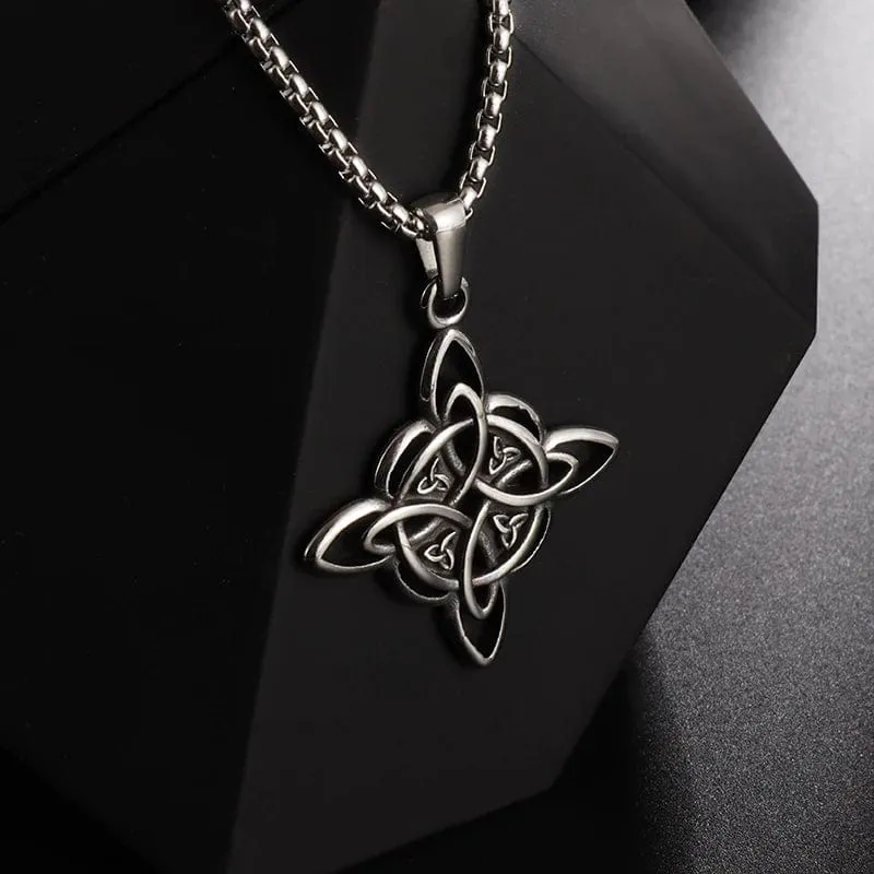 Collier "Vie Éternel" noeud de la trinité celtique