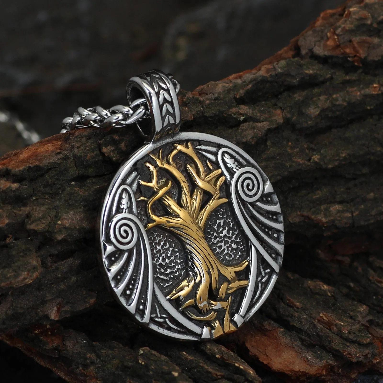 Collier Viking "Pendentif de l'Arbre des Mondes"