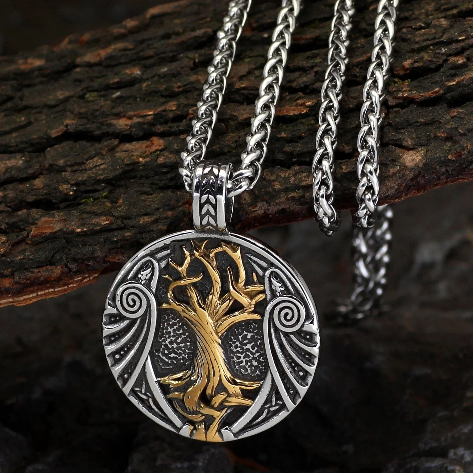 Collier Viking "Pendentif de l'Arbre des Mondes"