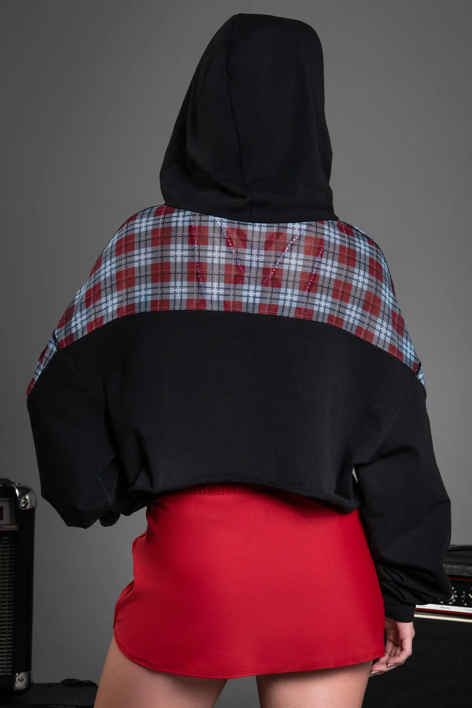 Cropped Hoodie in Plaid Pop