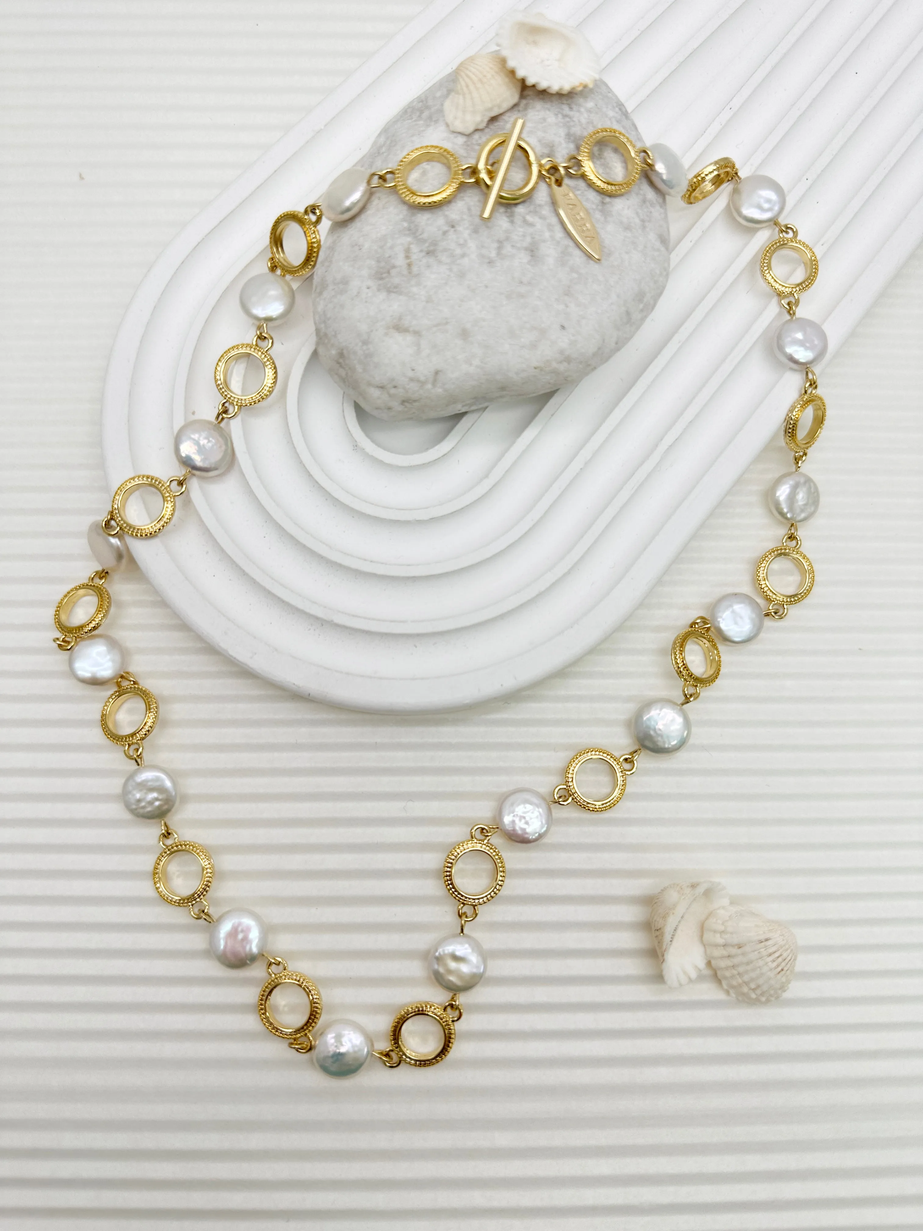 Gold Chain with Coin-Shaped Freshwater Pearls Necklace LN057