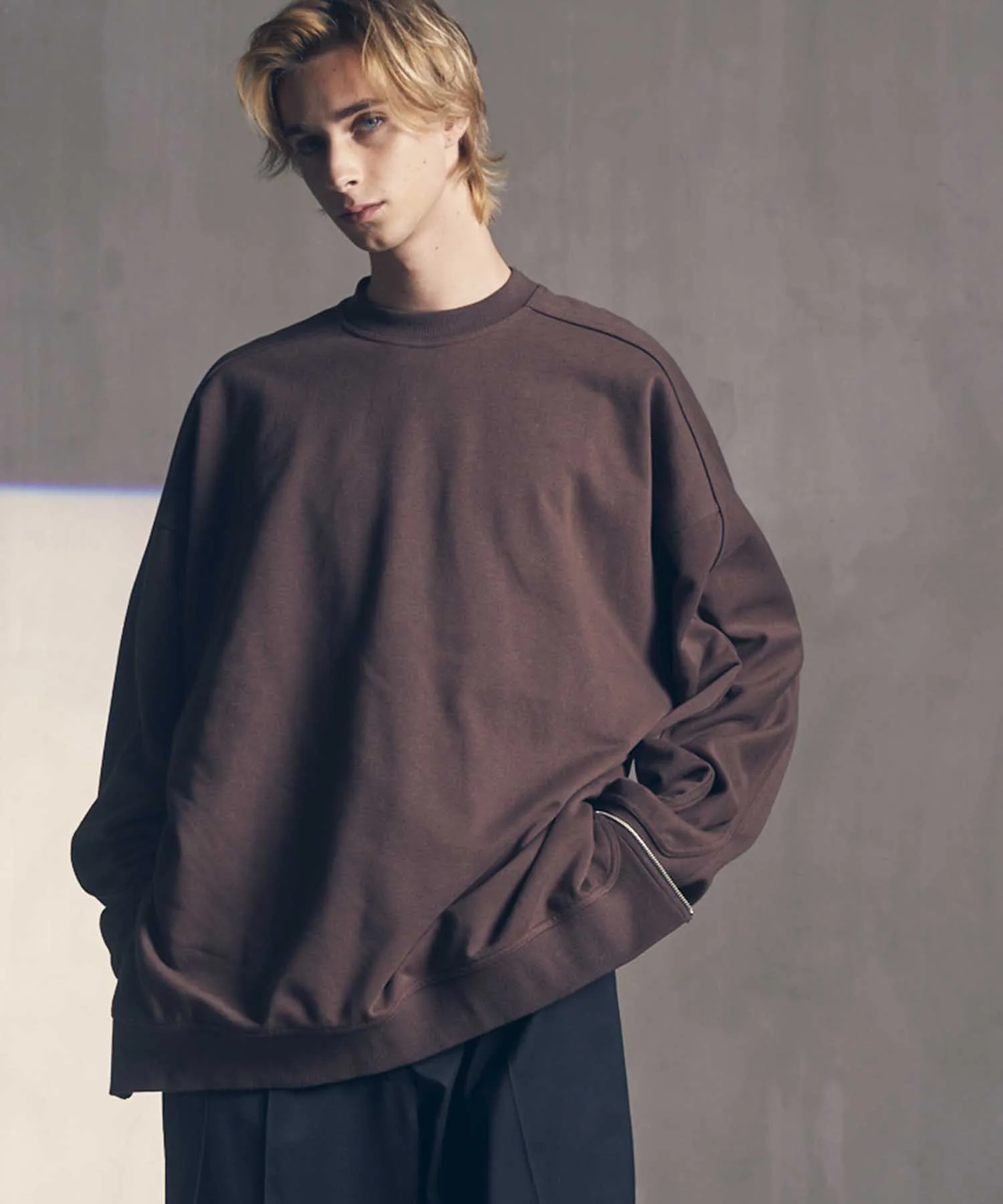 Heavy-Weight Sweat Prime-Over Side Zip Crew Neck Pullover