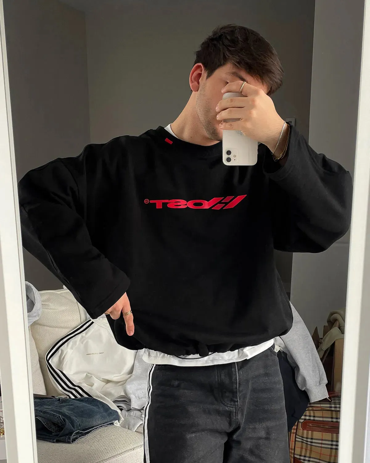 LOGO BLACK SWEATSHIRT