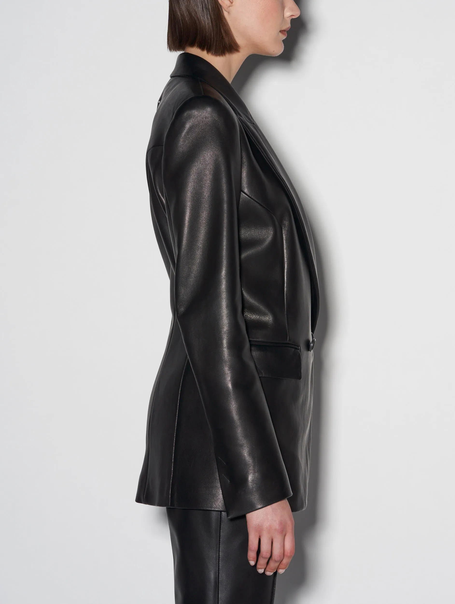 Long black plongé leather suit jacket