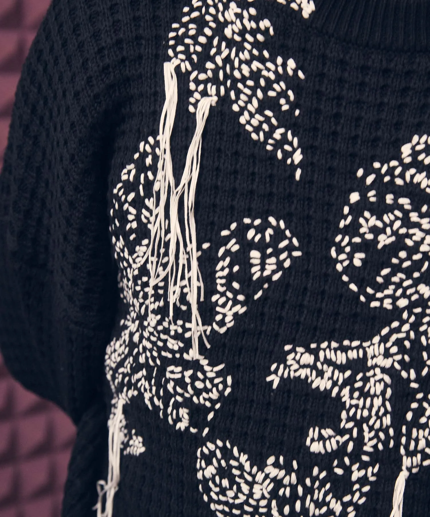 Oni-Waffle Hand Stitch Botanical Embroidery Prime-Over Crew Neck Knit Pullover