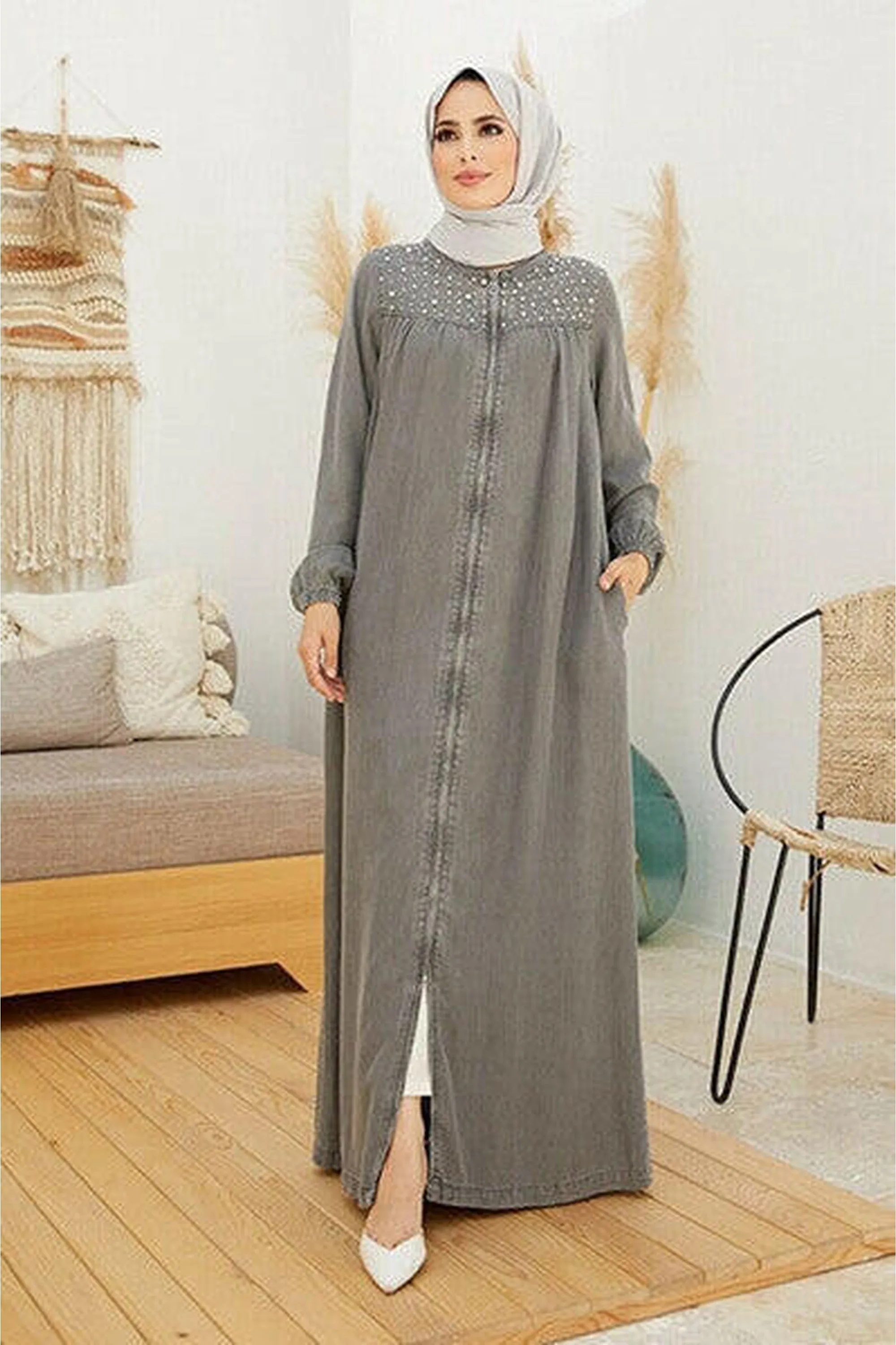 Pearl Decorated Muslim Abaya - Traditional Islamic Clothing for Women - Stylish Gray Abaya with Front Zipper