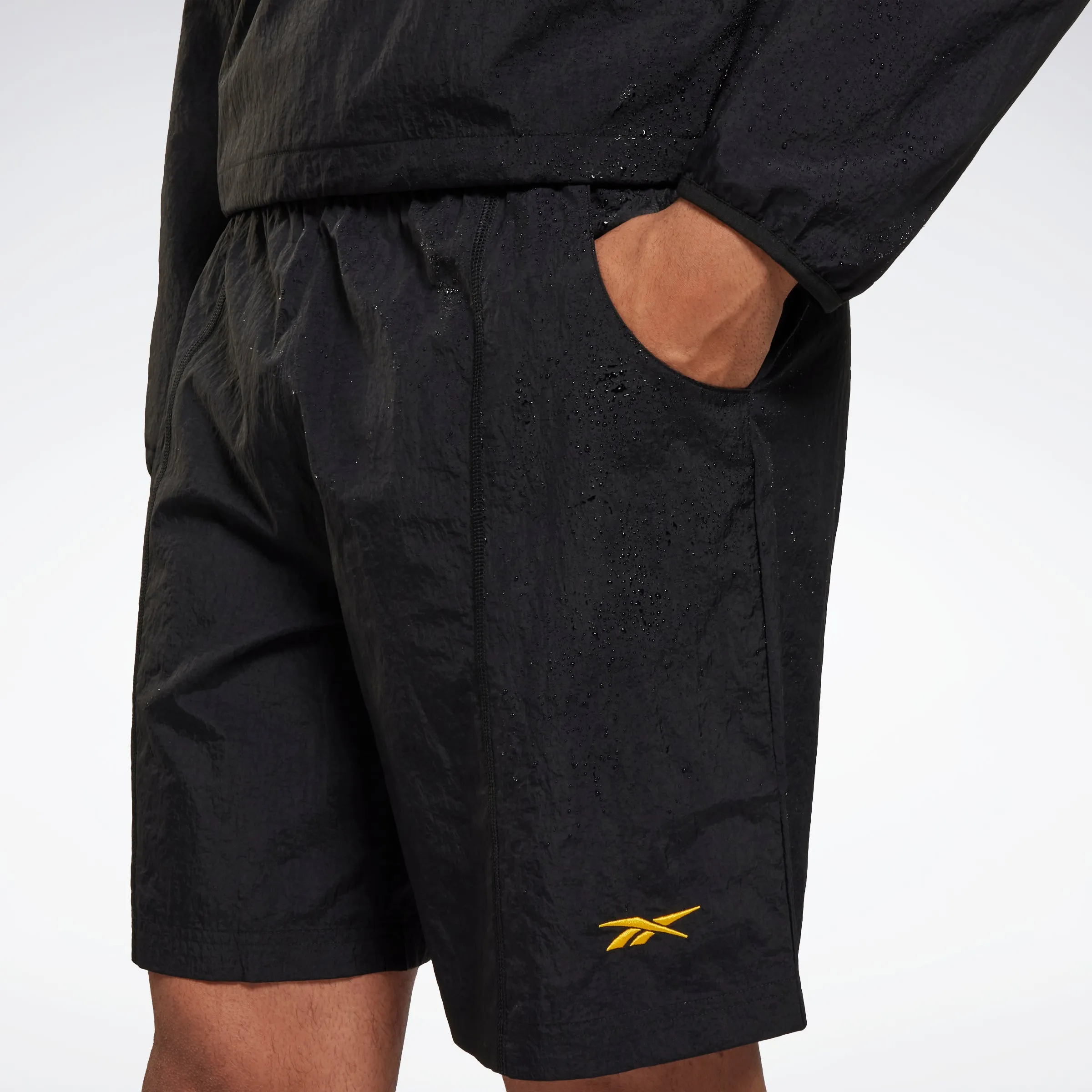 Reebok Apparel Men Lightweight Woven Shorts Black