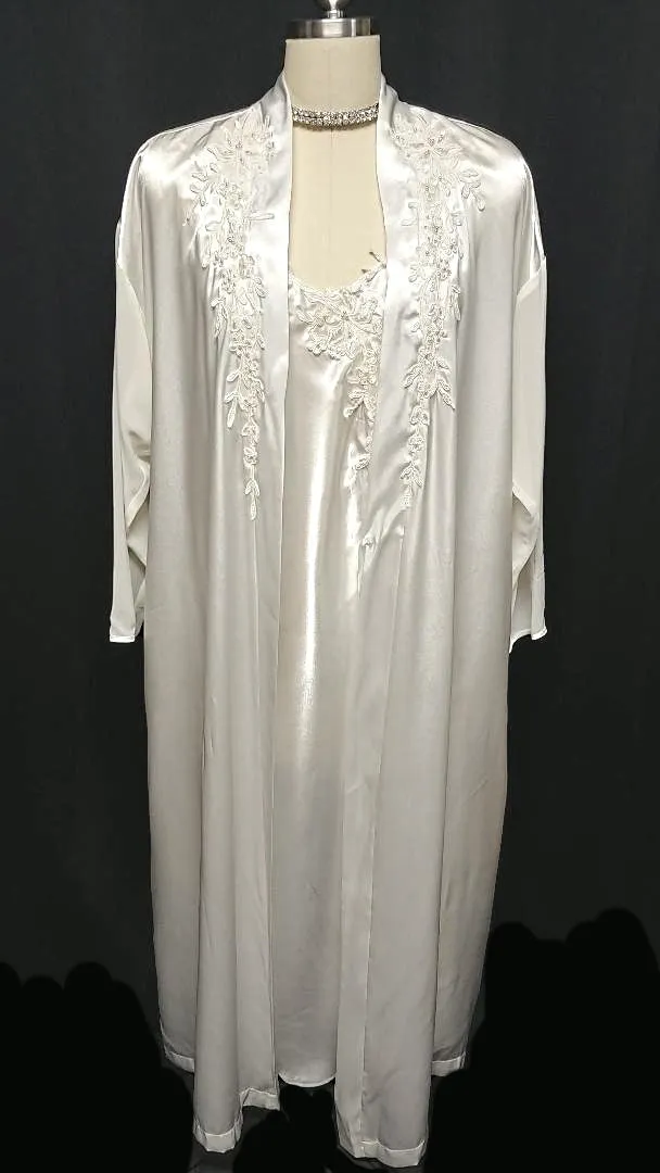 SOLD - BEAUTIFUL BRIDAL ALEXANDRA NICOLE LACE APPLIQUES, PEARLS & SEQUINS SATIN BRIDAL PEIGNOIR & NIGHTGOWN SET IN MOONLIGHT