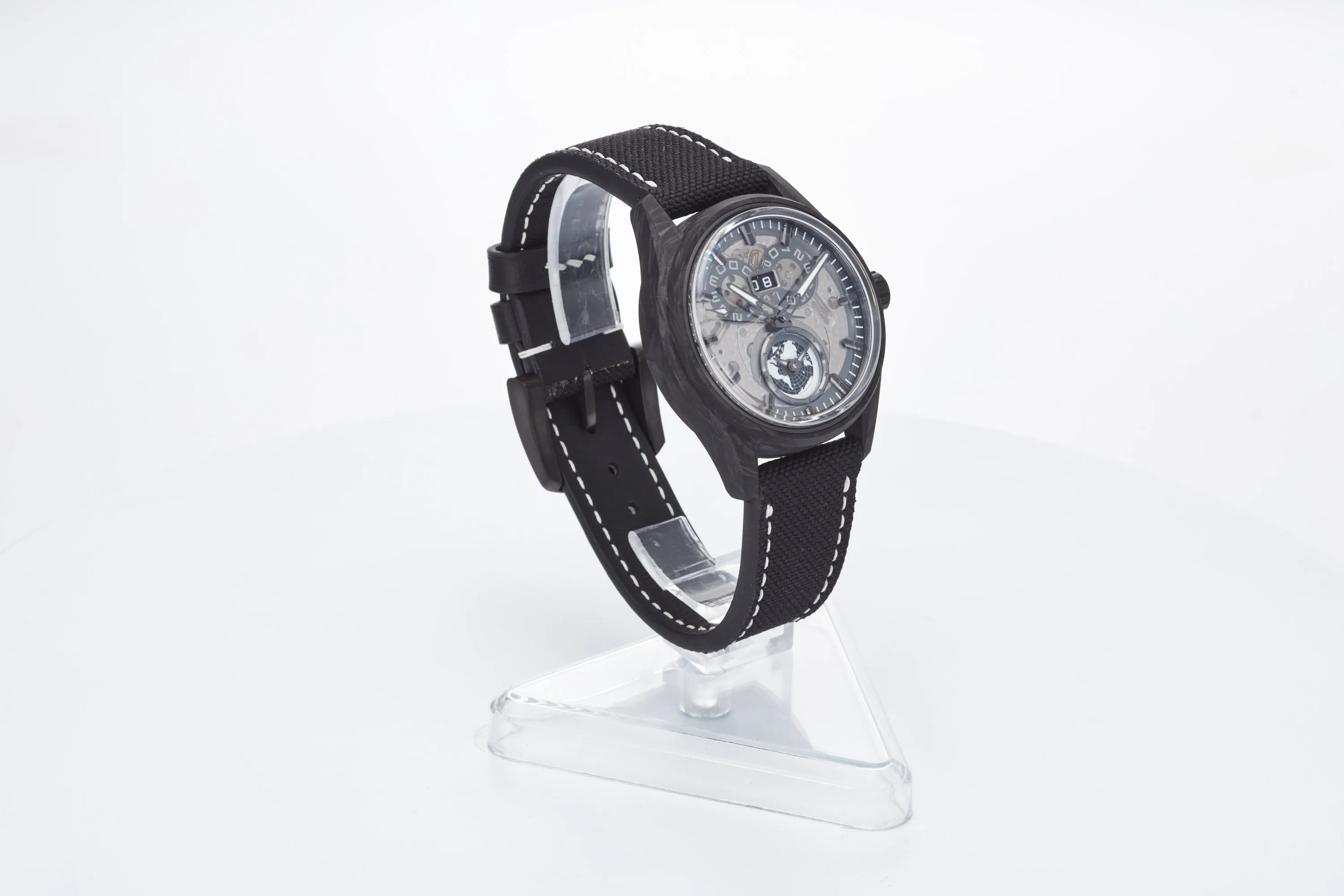 Spearfish Dual Time Carbon 'Moonscape'