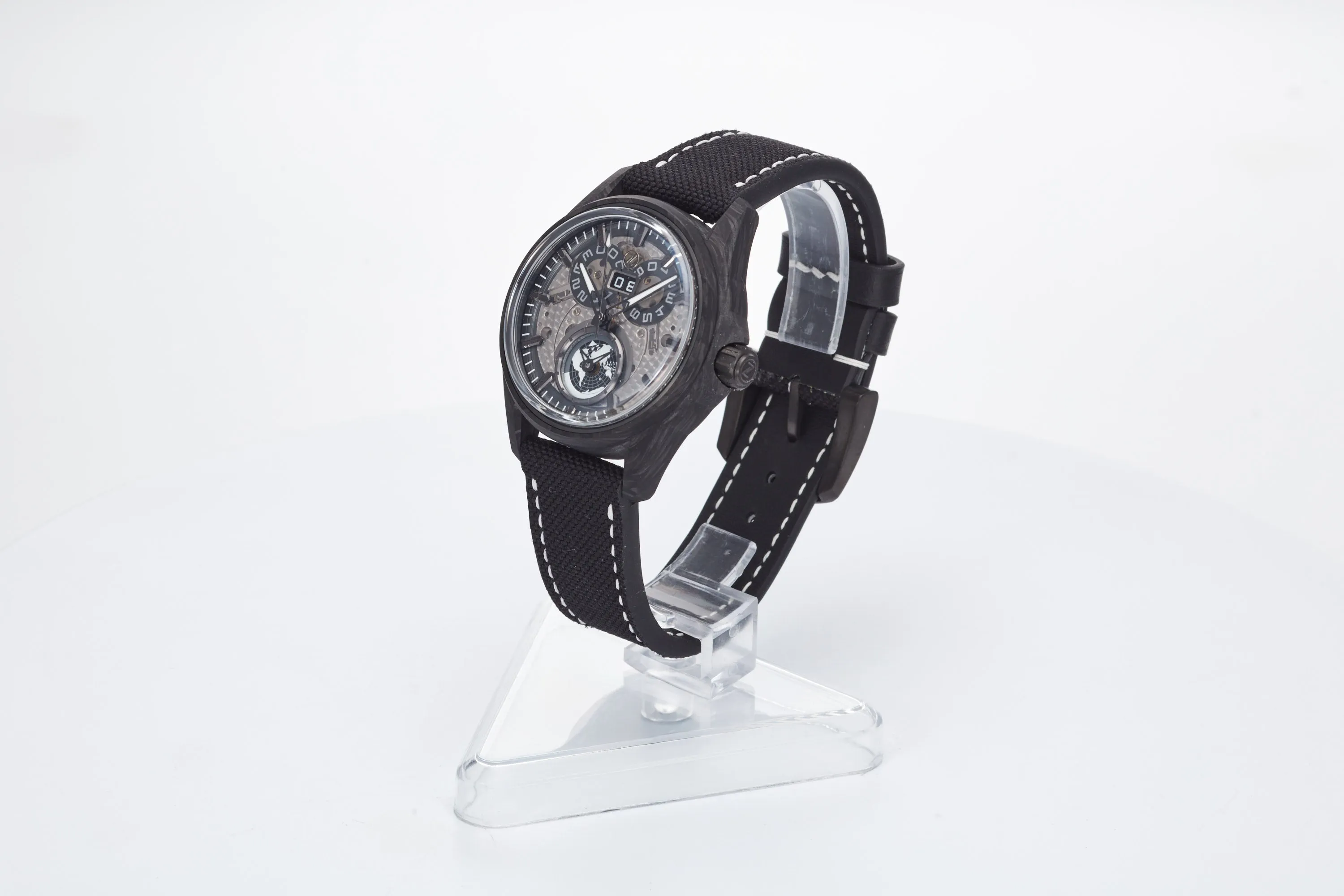 Spearfish Dual Time Carbon 'Moonscape'