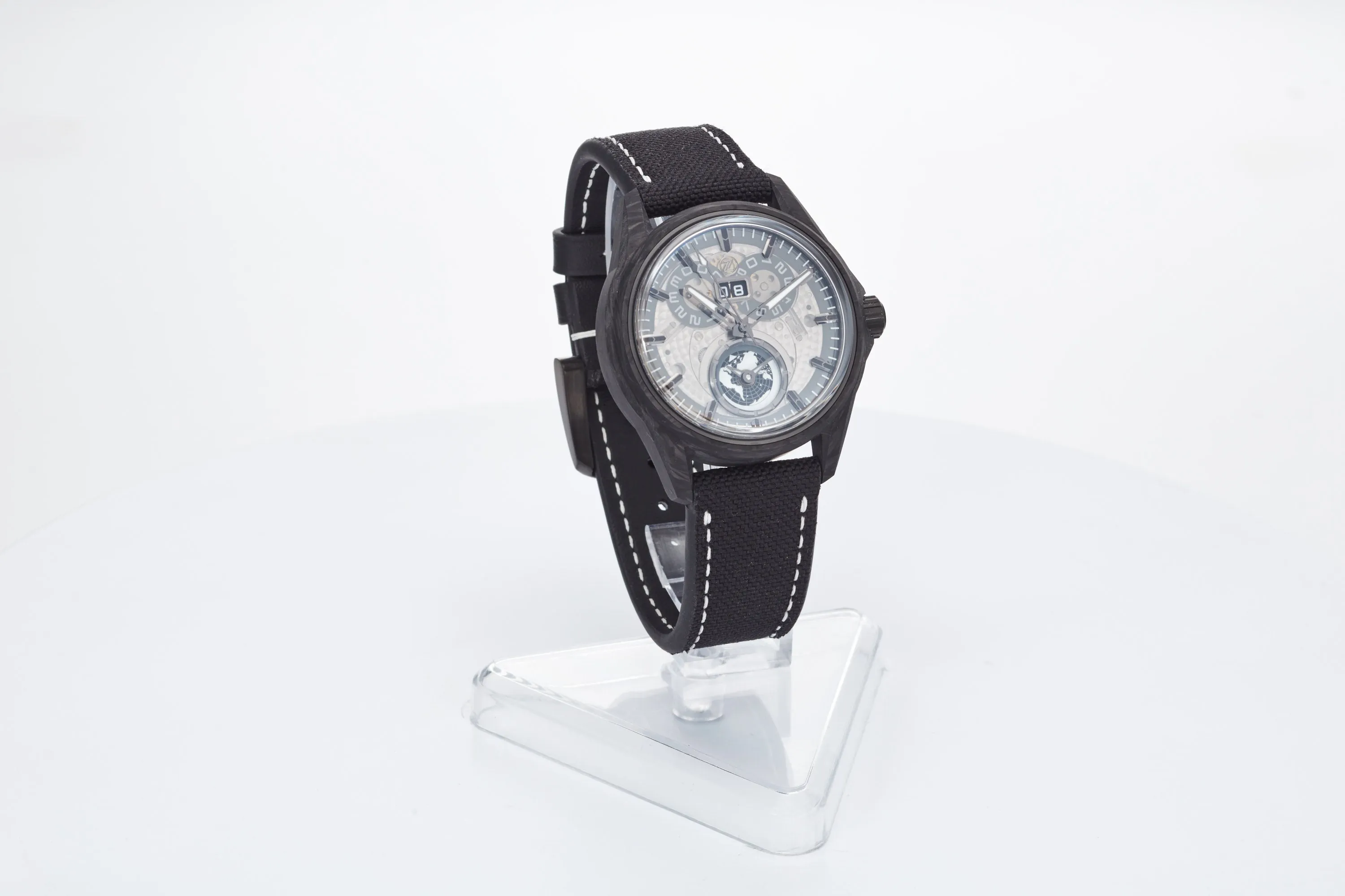 Spearfish Dual Time Carbon 'Moonscape'