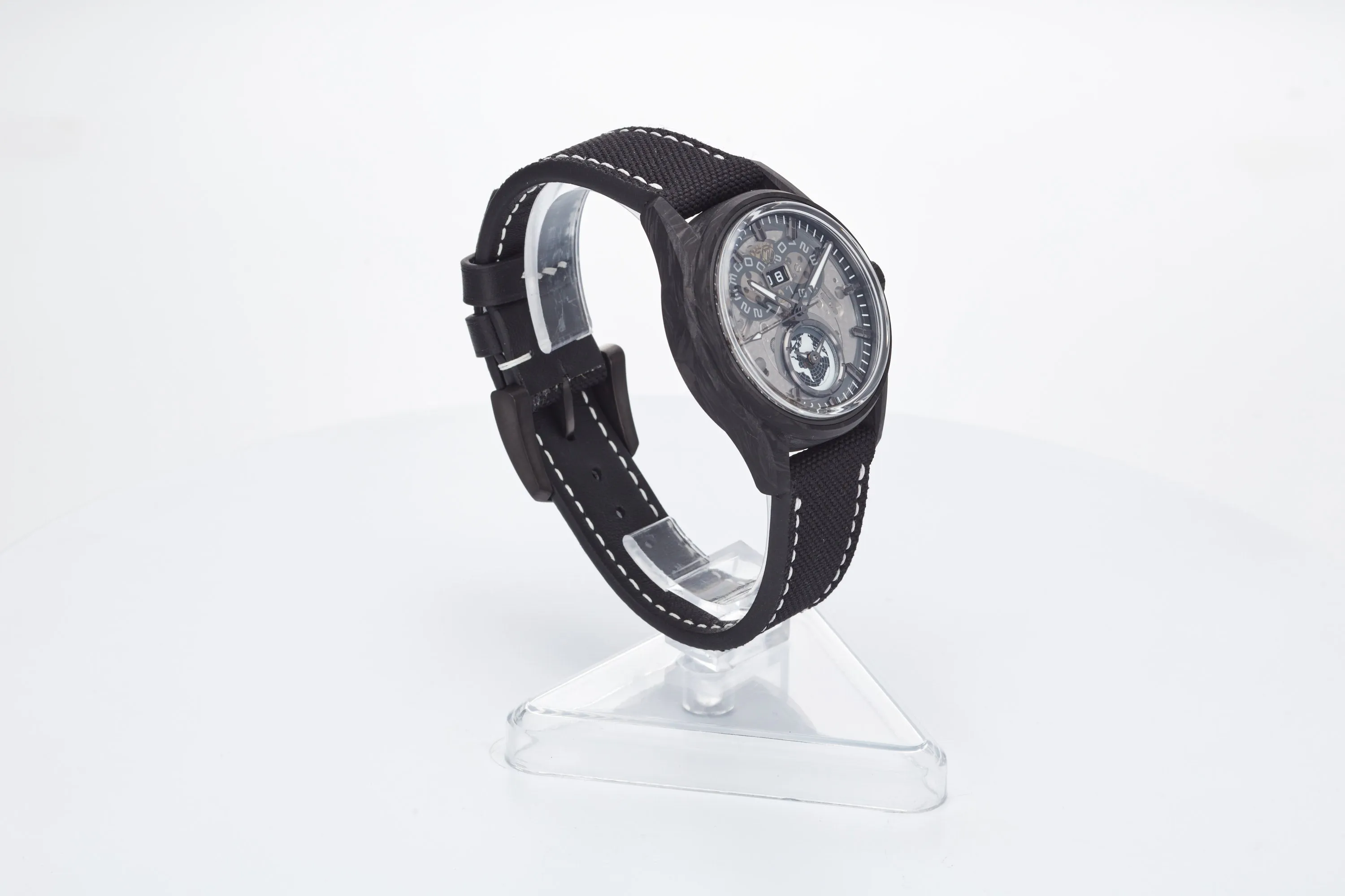 Spearfish Dual Time Carbon 'Moonscape'