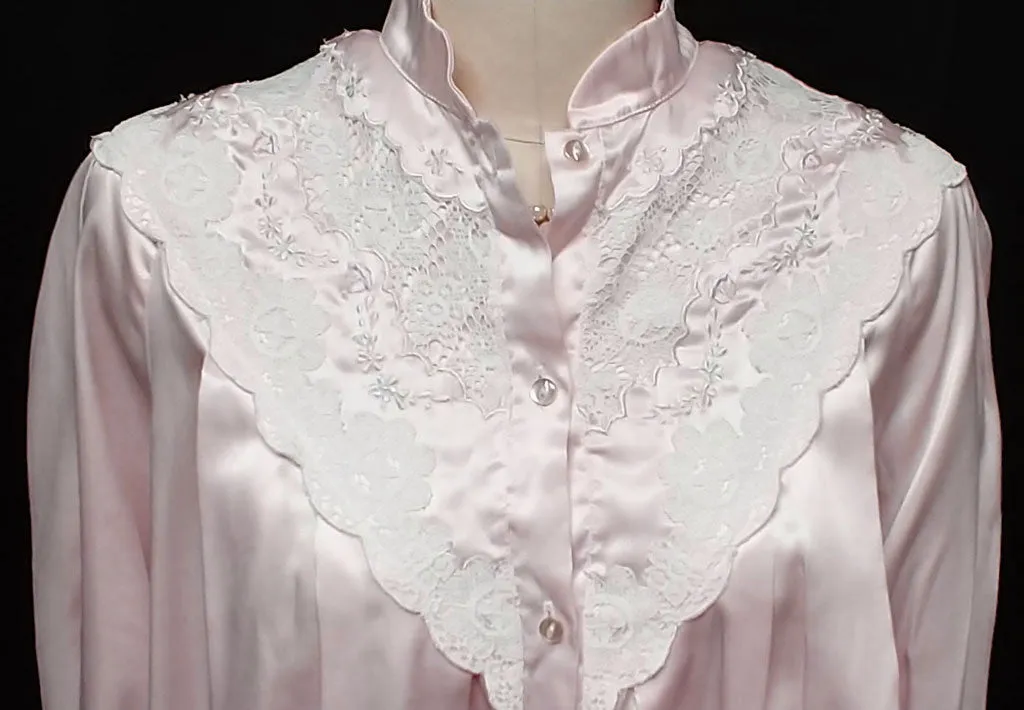 *VINTAGE SARA BETH BRIDAL GLEAMING SATIN POET'S SHIRT NIGHTGOWN WITH EXQUISITE LACE & EMBROIDERY